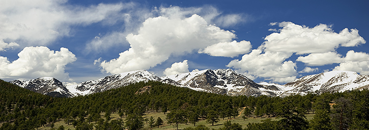 Mountain Range Panorama in Spring, Rocky Mountain National Park, CO
